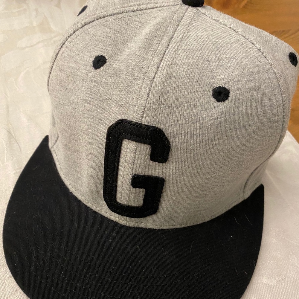 NWOT Gnarly hat